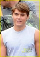 Zac Efron : zac_efron_1250180023.jpg