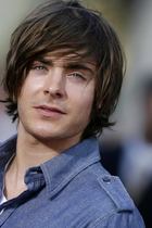 Zac Efron : zac_efron_1252344392.jpg