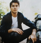 Zac Efron : zac_efron_1253127212.jpg