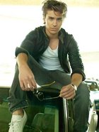 Zac Efron : zac_efron_1257403147.jpg