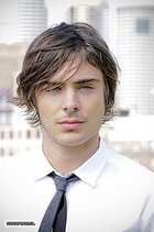 Zac Efron : zac_efron_1260582892.jpg