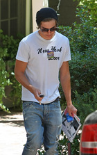 Zac Efron : zac_efron_1270053256.jpg