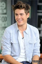 Zac Efron : zac_efron_1281640839.jpg