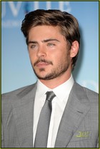 Zac Efron : zac_efron_1284240181.jpg