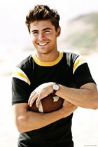 Zac Efron : zac_efron_1285261158.jpg