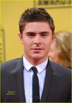 Zac Efron : zac_efron_1286817092.jpg