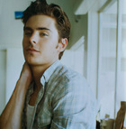 Zac Efron : zac_efron_1290797423.jpg