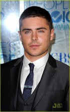 Zac Efron : zac_efron_1294291140.jpg