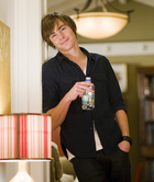 Zac Efron : zac_efron_1294333907.jpg