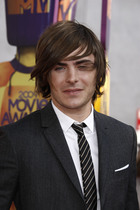 Zac Efron : zac_efron_1294334104.jpg