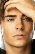 Zac Efron : zac_efron_1294882293.jpg