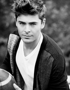 Zac Efron : zac_efron_1300035119.jpg