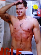 Zac Efron : zac_efron_1300112006.jpg