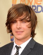 Zac Efron : zac_efron_1300285363.jpg