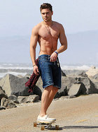 Zac Efron : zac_efron_1300316874.jpg