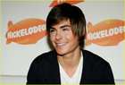 Zac Efron : zac_efron_1300386568.jpg