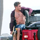 Zac Efron : zac_efron_1300466125.jpg