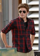 Zac Efron : zac_efron_1300475245.jpg