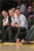 Zac Efron : zac_efron_1301691168.jpg