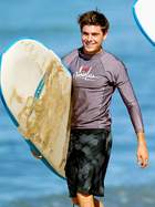 Zac Efron : zac_efron_1301980718.jpg