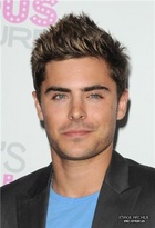 Zac Efron : zac_efron_1302279299.jpg