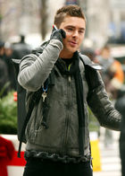 Zac Efron : zac_efron_1305136466.jpg