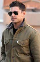 Zac Efron : zac_efron_1305223168.jpg