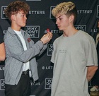 Zach Herron : TI4U1624129473.jpg