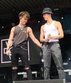 Zach Herron : TI4U1668455629.jpg