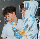 Zach Herron : TI4U1668966845.jpg