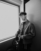 Zach Herron : zach-herron-1575594100.jpg