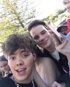 Zach Herron : zach-herron-1592672357.jpg