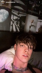 Zach Herron : zach-herron-1616382120.jpg