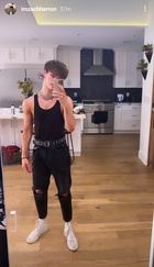 Zach Herron : zach-herron-1626450783.jpg