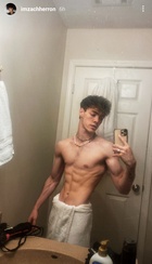 Zach Herron : zach-herron-1638568047.jpg