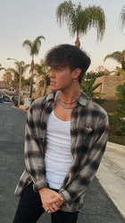 Zach Herron : zach-herron-1699763836.jpg