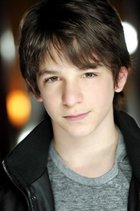 Zachary Gordon : zachary-gordon-1312250289.jpg