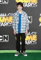 Zachary Gordon : zacharygordan_1298821360.jpg