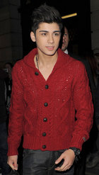 Zayn Malik : zayn-malik-1325135557.jpg