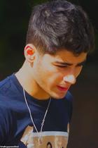 Zayn Malik : zayn-malik-1327991575.jpg