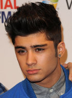 Zayn Malik : zayn-malik-1329780595.jpg