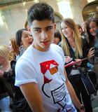 Zayn Malik : zayn-malik-1339618149.jpg