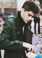 Zayn Malik : zayn-malik-1359707674.jpg