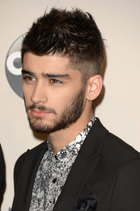 Zayn Malik : zayn-malik-1386863389.jpg