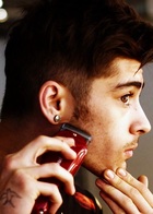 Zayn Malik : zayn-malik-1402178241.jpg