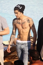 Zayn Malik : zayn-malik-1407027303.jpg