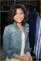 Zendaya Coleman : zendaya-coleman-1339636924.jpg