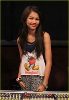 Zendaya Coleman : zendaya-coleman-1342318815.jpg