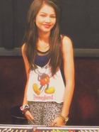 Zendaya Coleman : zendaya-coleman-1342646253.jpg