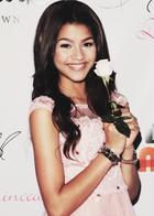 Zendaya Coleman : zendaya-coleman-1360003387.jpg